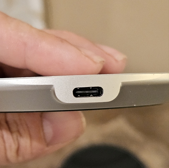 AT&T Wireless charger - Picture 7 of 11